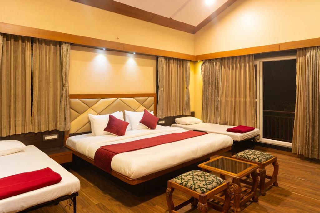 Rooms room 5